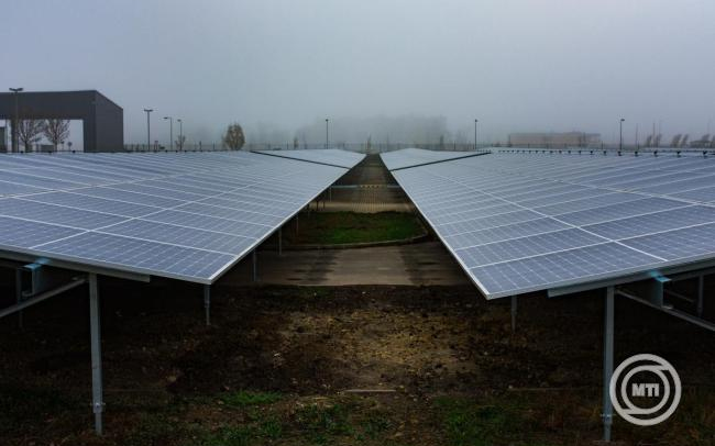 Lantos Csaba: Magyarország világelső a megtermelt villamosenergián belüli napenergia arányában