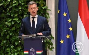 Magyar Péter: átfogó energiafejlesztési tervet fogadott el a kormány