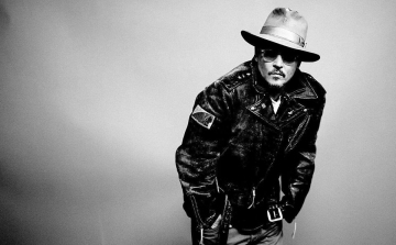Johnny Depp és a rockgitáros Jeff Beck közös albumon dolgozik